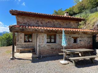 Rural plot  Los payares. Finca rústica con construcción y vistas a la montaña impresionan
