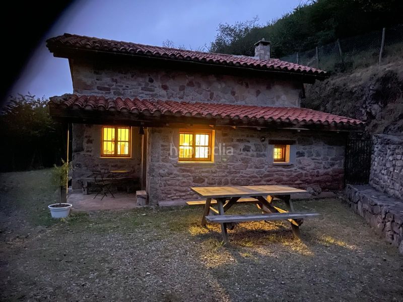Foto bd18ac5d-bf80-449a-b175-90418245d762. Finca rústica a Cangas de Onís