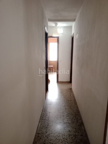 Foto 4f7eec71-ea12-4b97-8103-094329c775d6. Edifici a Parres