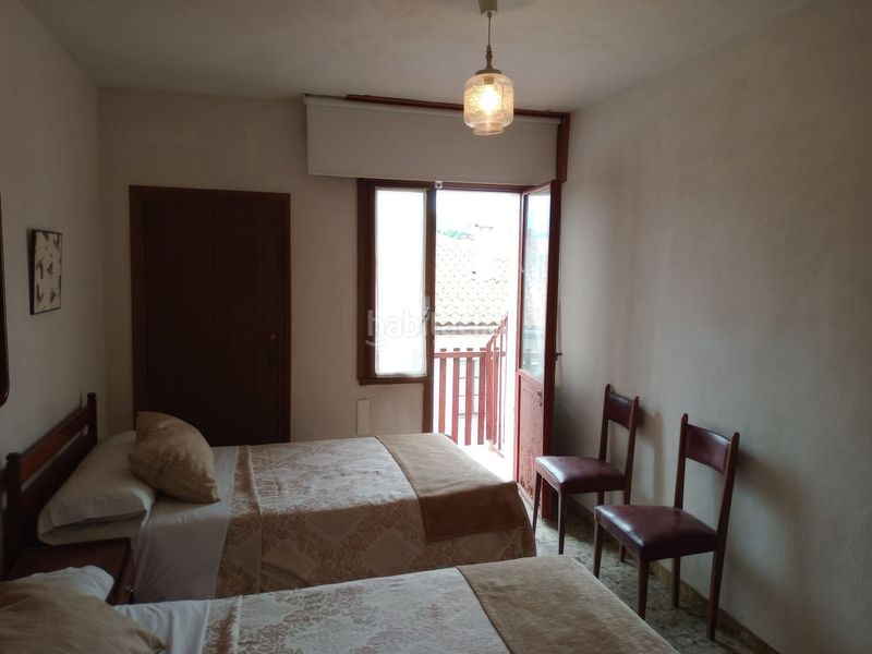 Foto c685c90f-ac85-4b00-806b-6aca2354a6db. Edifici a Parres
