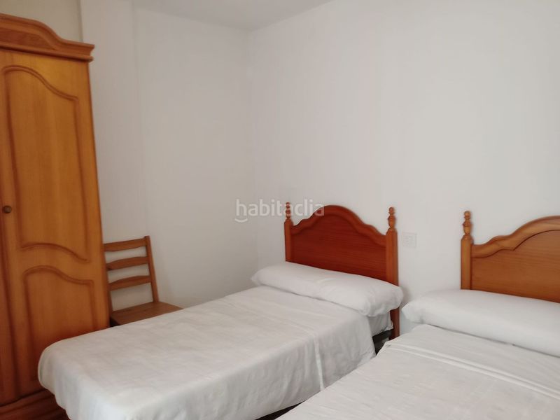 Foto e500c118-46c1-4d66-919b-2ff09af2d9e1. Edifici a Parres