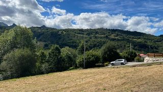 Terreny residencial  Avin. Venta de finca edificable en avin