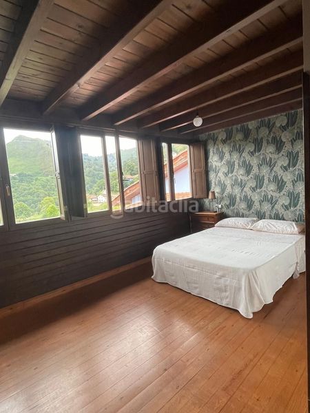 Foto 086f50f1-ef14-4317-ac5e-55b185615375. Casa amb calefacció a Cangas de Onís