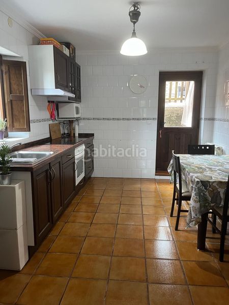 Foto ca207195-775f-4e98-99d3-4bf55a02720d. Casa amb calefacció a Cangas de Onís