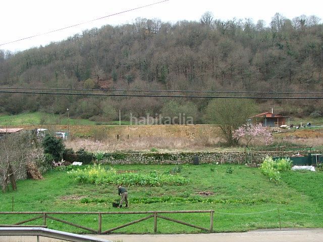 Foto cb21ee35-76a4-400a-8581-b0a220879f8b. Casa a Parres