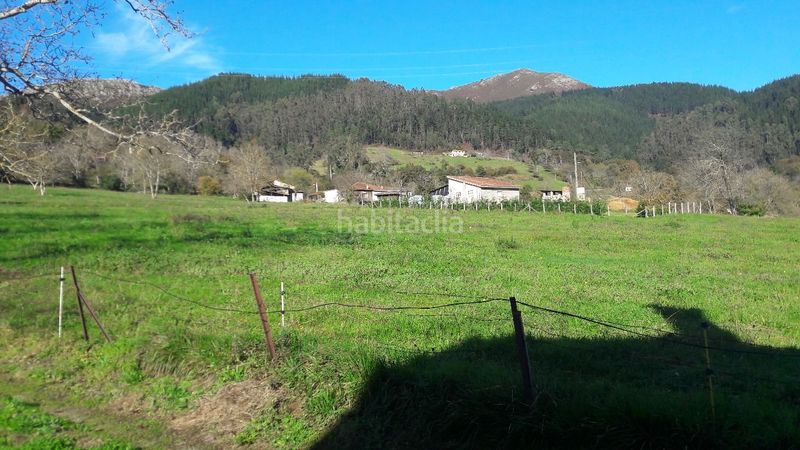Foto b014eb0b-febb-4186-9851-ebbdc49eef14. Terreno residencial finca edificable cerca de arriondas en Parres