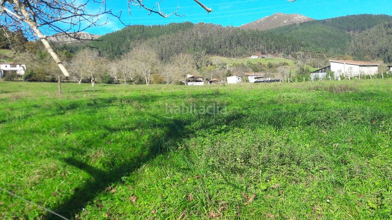 Foto d12599ad-ad7a-4cd9-86ff-0261a818cb8e. Terreno residencial finca edificable cerca de arriondas en Parres