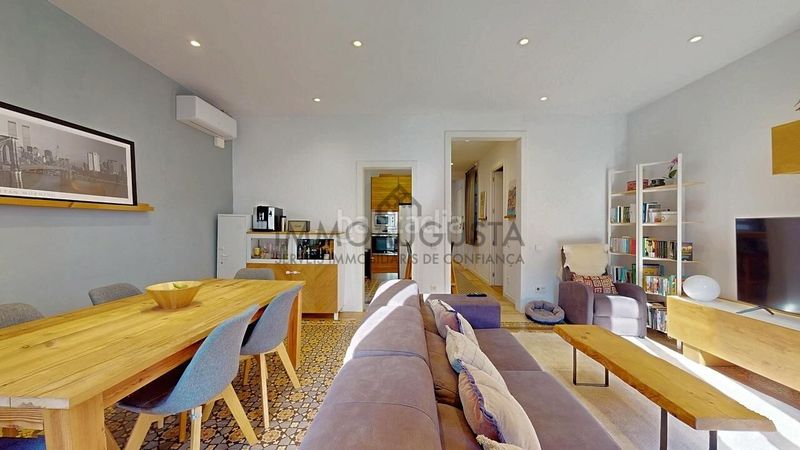 Foto 2a5e7123-f726-4fa0-a3a0-cebacdad481c. Etagenwohnung mit heizung in L´Antiga Esquerra de l´Eixample Barcelona