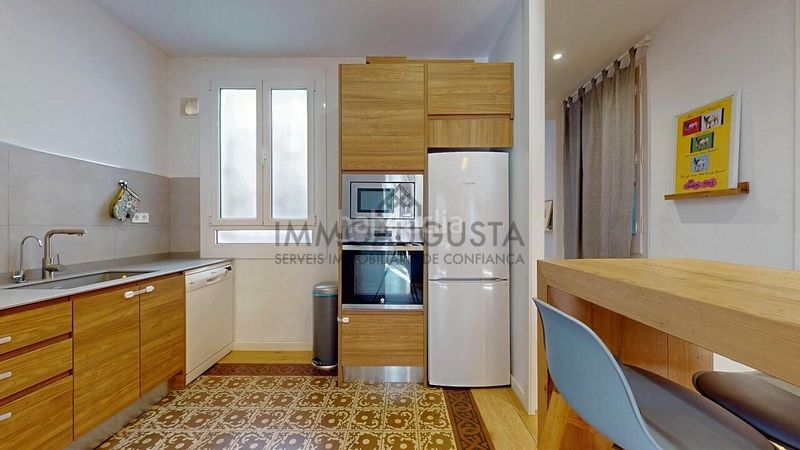Foto b4f19e64-11f1-4bb7-bdf5-b86ec0c48fda. Etagenwohnung mit heizung in L´Antiga Esquerra de l´Eixample Barcelona