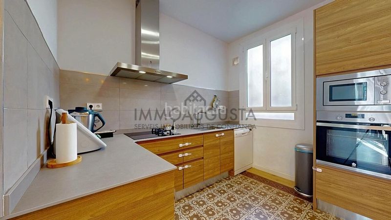 Foto d6a89750-a2f8-49b1-9b12-4f29c0e7f1e5. Etagenwohnung mit heizung in L´Antiga Esquerra de l´Eixample Barcelona