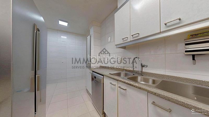 Foto 12f60cdb-b971-4bfe-8a7c-9f1800a2f0f9. Appartement avec chauffage parking dans Navas Barcelona