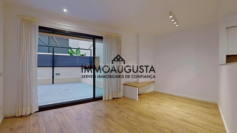 Foto 546dd17c-f4ac-43d1-84e8-70bb9d5a6802. Pis amb calefacció aparcament a Putget - Farró Barcelona