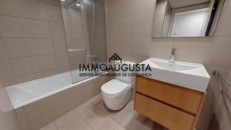 Foto 637ac563-f6d8-4363-bc84-729fd9d6fa0d. Pis amb calefacció aparcament a Putget - Farró Barcelona