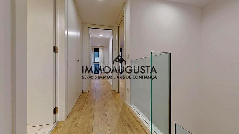 Foto 9f836388-c1d0-49d0-9a6e-0e29aabf16bd. Pis amb calefacció aparcament a Putget - Farró Barcelona