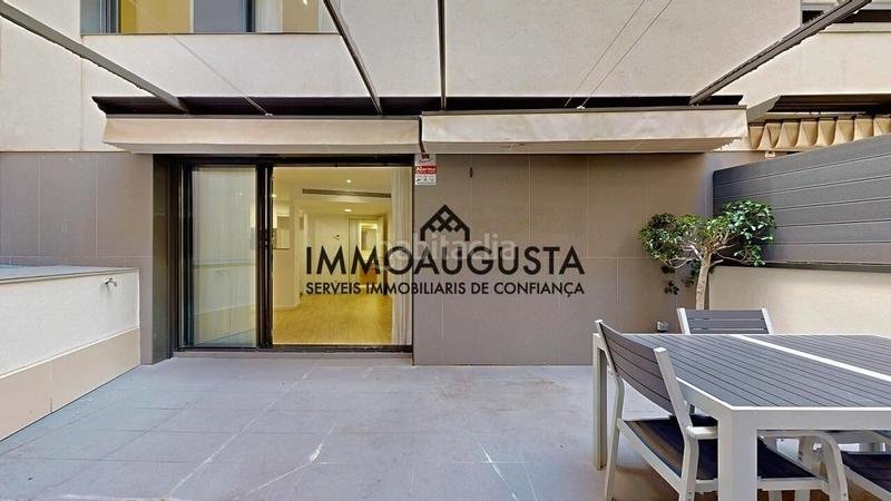 Foto c45060bc-b890-4de8-a4da-ada51ad226bf. Pis amb calefacció aparcament a Putget - Farró Barcelona