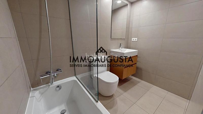 Foto 17a21d39-2953-4d48-afe5-441ca891d487. Pis amb calefacció aparcament a Putget - Farró Barcelona