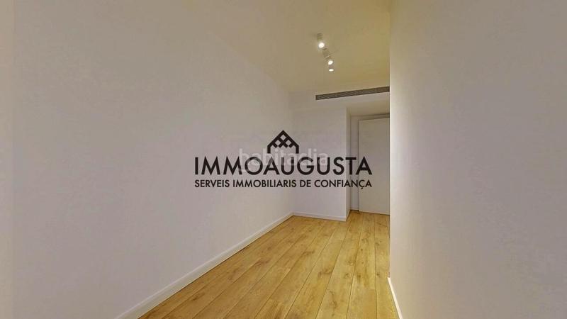 Foto 2e87ea73-14a9-4078-b1f2-ce791c053ed7. Pis amb calefacció aparcament a Putget - Farró Barcelona