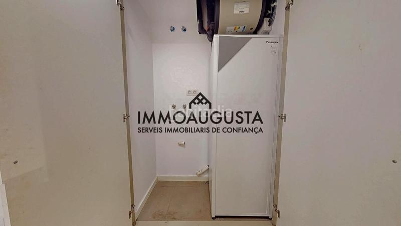 Foto 38d166f9-80af-4f4d-9548-fca0e6c5a1a0. Pis amb calefacció aparcament a Putget - Farró Barcelona