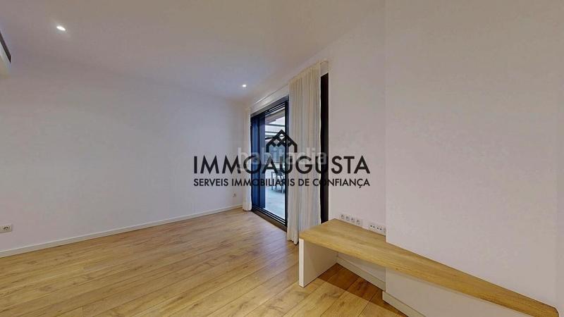 Foto 4ceab64f-5993-4c52-966f-95b8487f2538. Pis amb calefacció aparcament a Putget - Farró Barcelona