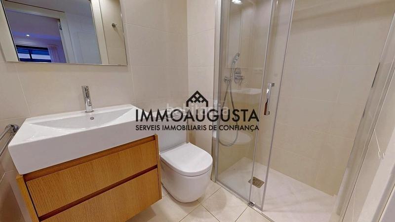 Foto ae10d9aa-43d8-42f0-ab18-4f8ab58cd54d. Pis amb calefacció aparcament a Putget - Farró Barcelona