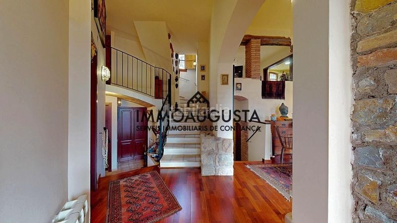 Foto 078478ac-d836-48dd-8d1f-d607724f705b. Masia amb calefacció aparcament a Collbató