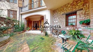 Casale in Collbató. Exclusiva casa en núcleo historico collbató.