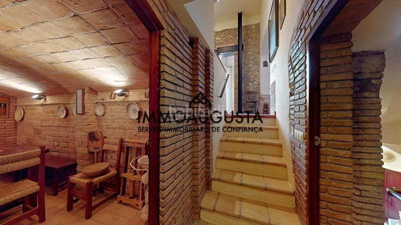 Foto b81035c1-6505-4e52-aa37-745ae5a07e61. Masia amb calefacció aparcament a Collbató