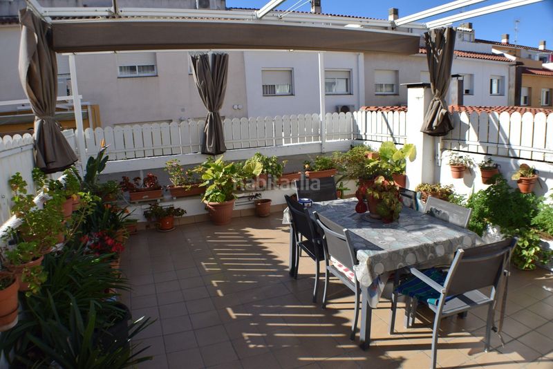 Foto b2d966ba-3089-4225-af7e-3a1e6b41caa3. Casa adossada amb calefacció aparcament a Centre Torredembarra