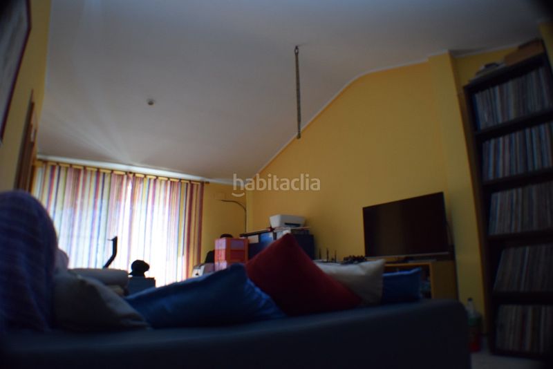 Foto e3a6f0e5-9ff6-416a-8423-f2dfe2c7bb07. Casa adossada amb calefacció aparcament a Centre Torredembarra