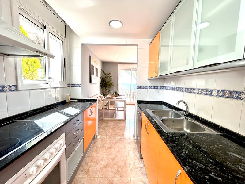 Foto 53dd43d5-d20b-4dfe-ab95-dbd459c0defa. Casa adossada amb calefacció aparcament a Els Munts Torredembarra