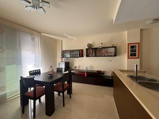 Lloguer Pis  Avinguda de francisco josé balada. De setiembre a junio! fantastico bajo tres habitaciones en prime