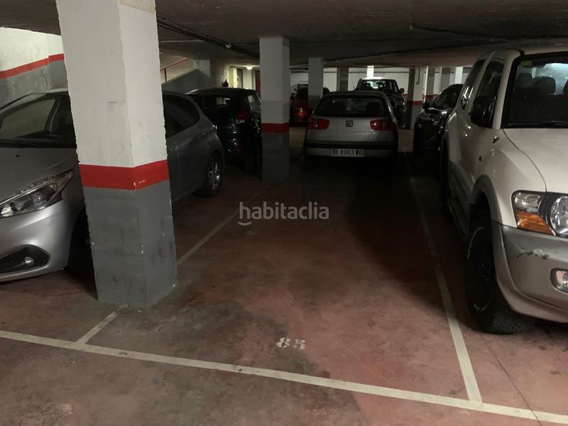 Foto c1d899cf-ac79-42b9-b4ad-caafd640aac6. Parking voiture dans Centre Torredembarra