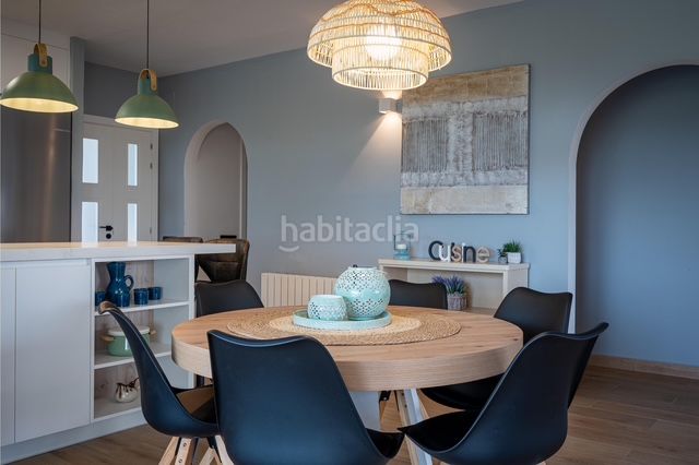 Foto 61ea2186-fa1e-4887-af74-a89f3e89f8ef. Masia amb xemeneia calefacció aparcament a Riera de Gaià (La)