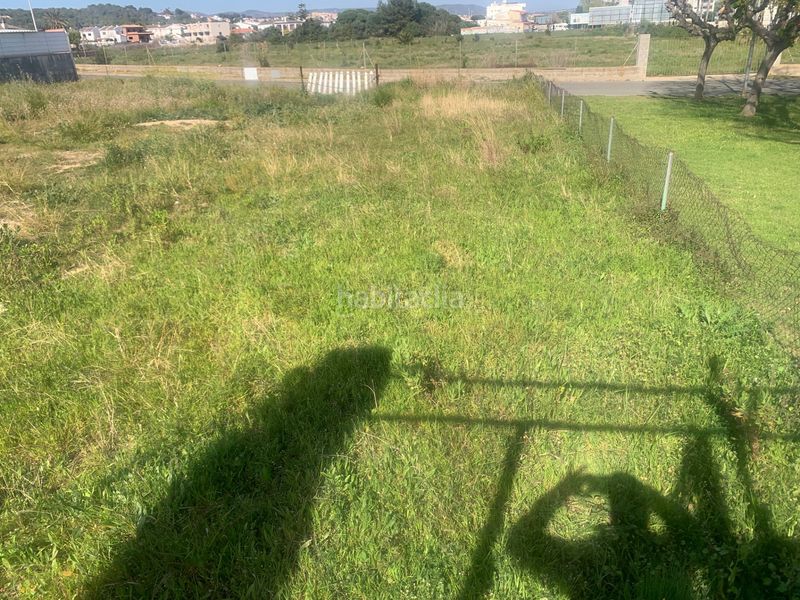 Foto f1eebf40-ede4-46f8-b37d-f6f43ffd4240. Terreny residencial a Clarà Torredembarra