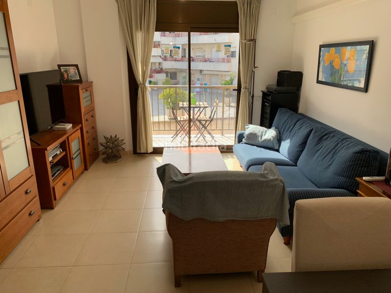 Foto 1ad86055-cf3b-4ca6-862d-e6fef3179ffc. Apartament amb calefacció aparcament a Centre Torredembarra