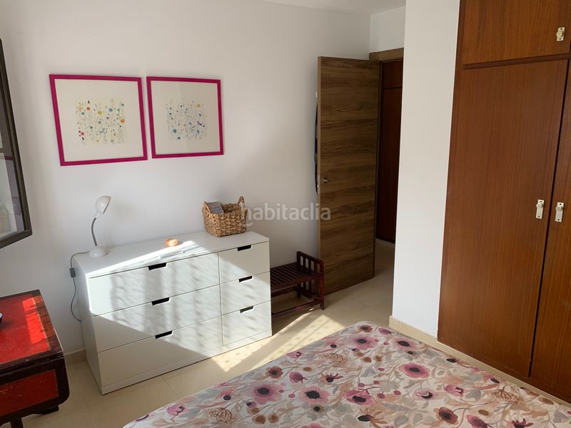 Foto ddc9affa-596b-4014-b387-92040c2ea11f. Apartament amb calefacció aparcament a Centre Torredembarra