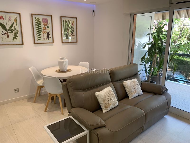 Foto 19fae7e7-6d6f-4e62-9055-c2bbb8730352. Apartament amb calefacció aparcament piscina a Centre Torredembarra