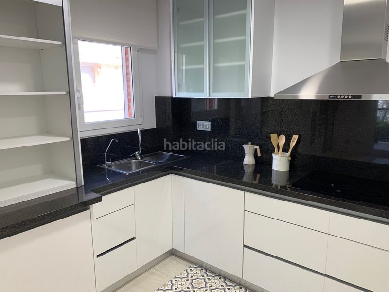 Foto 6707968b-1183-4a0d-a871-927f68a498a9. Apartament amb calefacció aparcament piscina a Centre Torredembarra