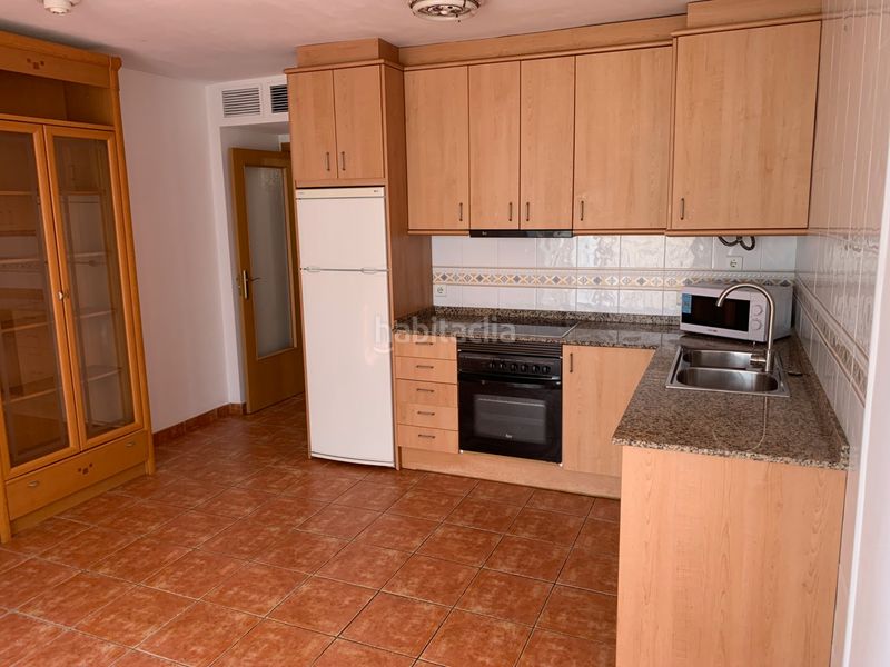 Foto f2890969-582d-4d00-9596-39876822bd06. Apartament amb calefacció a Centre Torredembarra