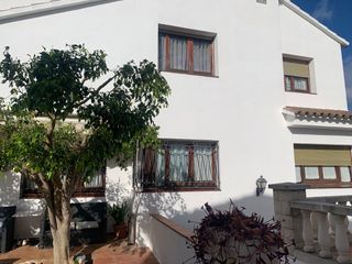 Haus  Carrer de la caravel�la. Fantastica casa individual en zona clara / anforas de torredemba