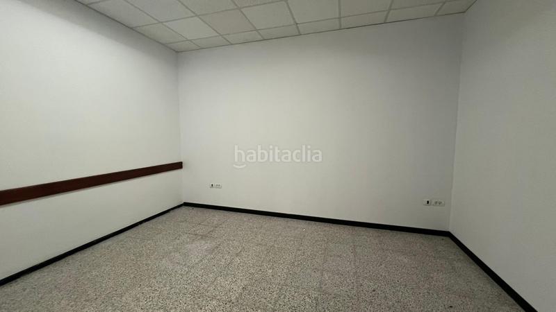 Foto 3c9065e3-f9ff-402c-8899-154d9396b949. Location local commercial dans San Juan Telde