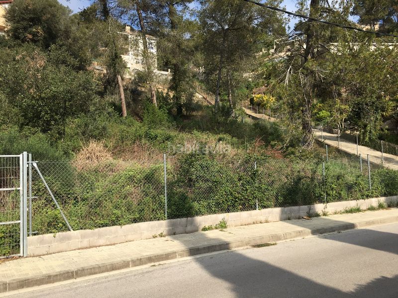 Foto f6a6133e-142c-40a3-bbee-29afc5d163cd. Terreny residencial a Corbera de Llobregat