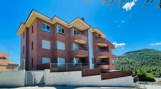 Rent Flat  Carrer de la pau. Piso de 111m2 con parking y trastero