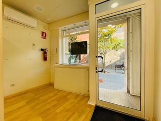 Location Local commercial  Avinguda catalunya. Local de 25m2 para despacho profesional