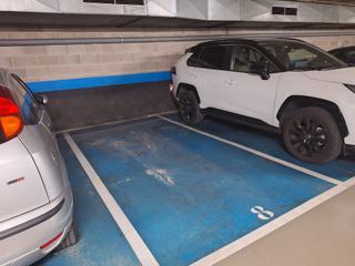 Aparcament cotxe  Avinguda de barcelona. Parking en sant joan despi