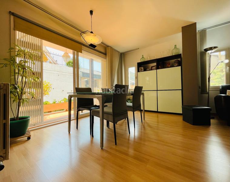 Foto 4d6c5a66-d295-4351-bee5-5bdd3c5476d4. Casa adossada amb calefacció aparcament a Corbera de Llobregat