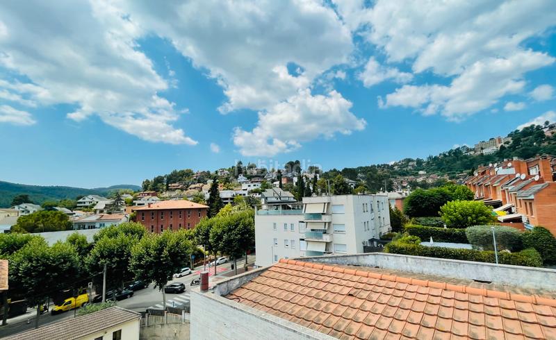 Foto 9a0cf4c6-fabe-4991-a124-8a9ac5089ead. Casa adossada amb calefacció aparcament a Corbera de Llobregat