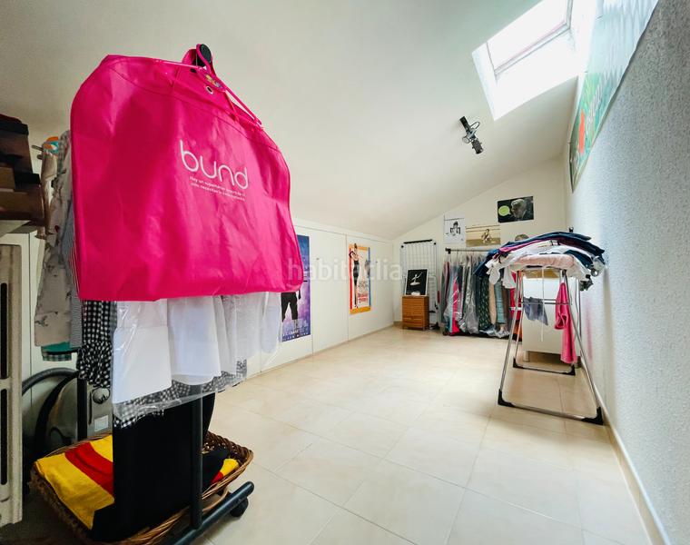 Foto a81aedb9-6e5a-4712-be25-3b42e5fb5c94. Casa adossada amb calefacció aparcament a Corbera de Llobregat