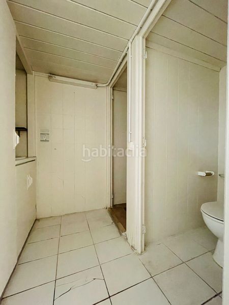 Foto 1b09d565-26c7-4726-a1b3-463305f43e0b. Local comercial a Corbera de Llobregat