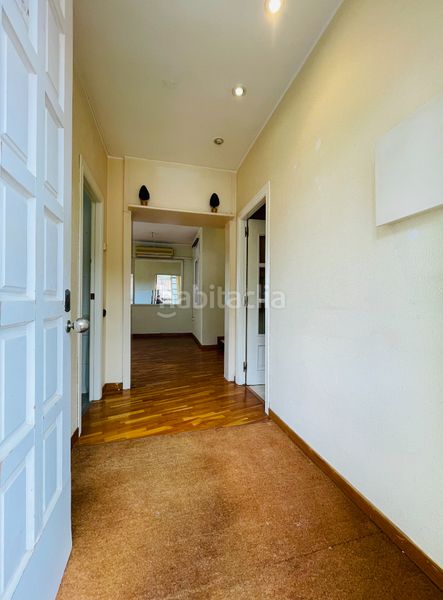 Foto 1d4445b8-cfb0-4175-9b12-d37091f23d45. Casa adossada amb calefacció aparcament a Palma de Cervelló (La)